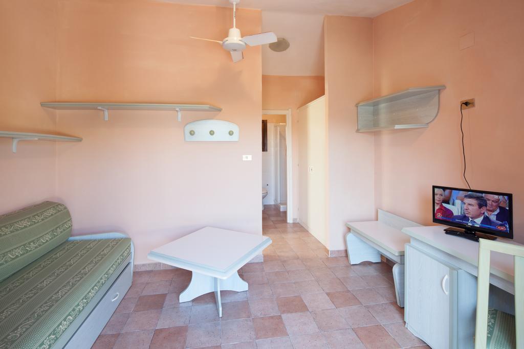 Villaggio La Plata Платамона Стая снимка
